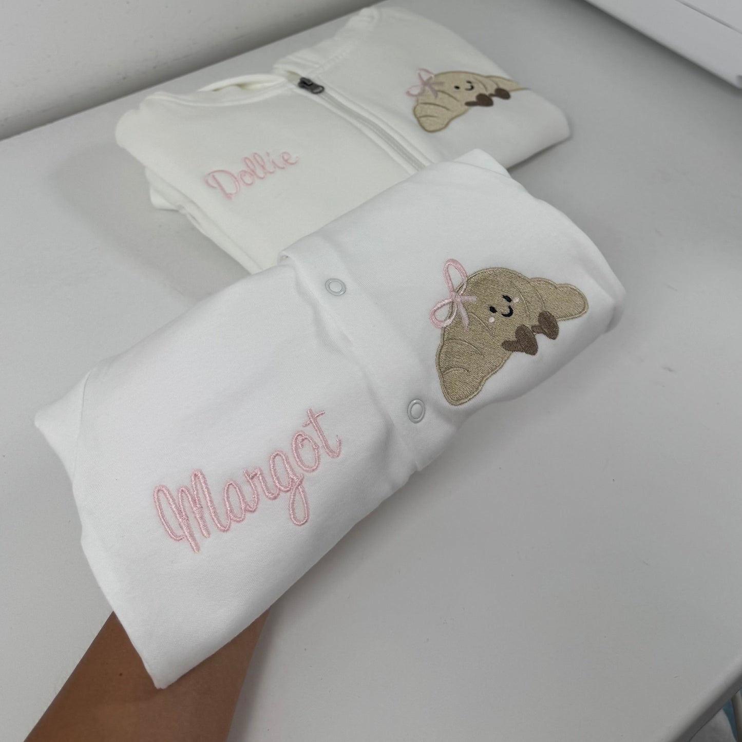 Jelly cat Babygrow